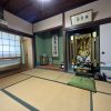 (居間)